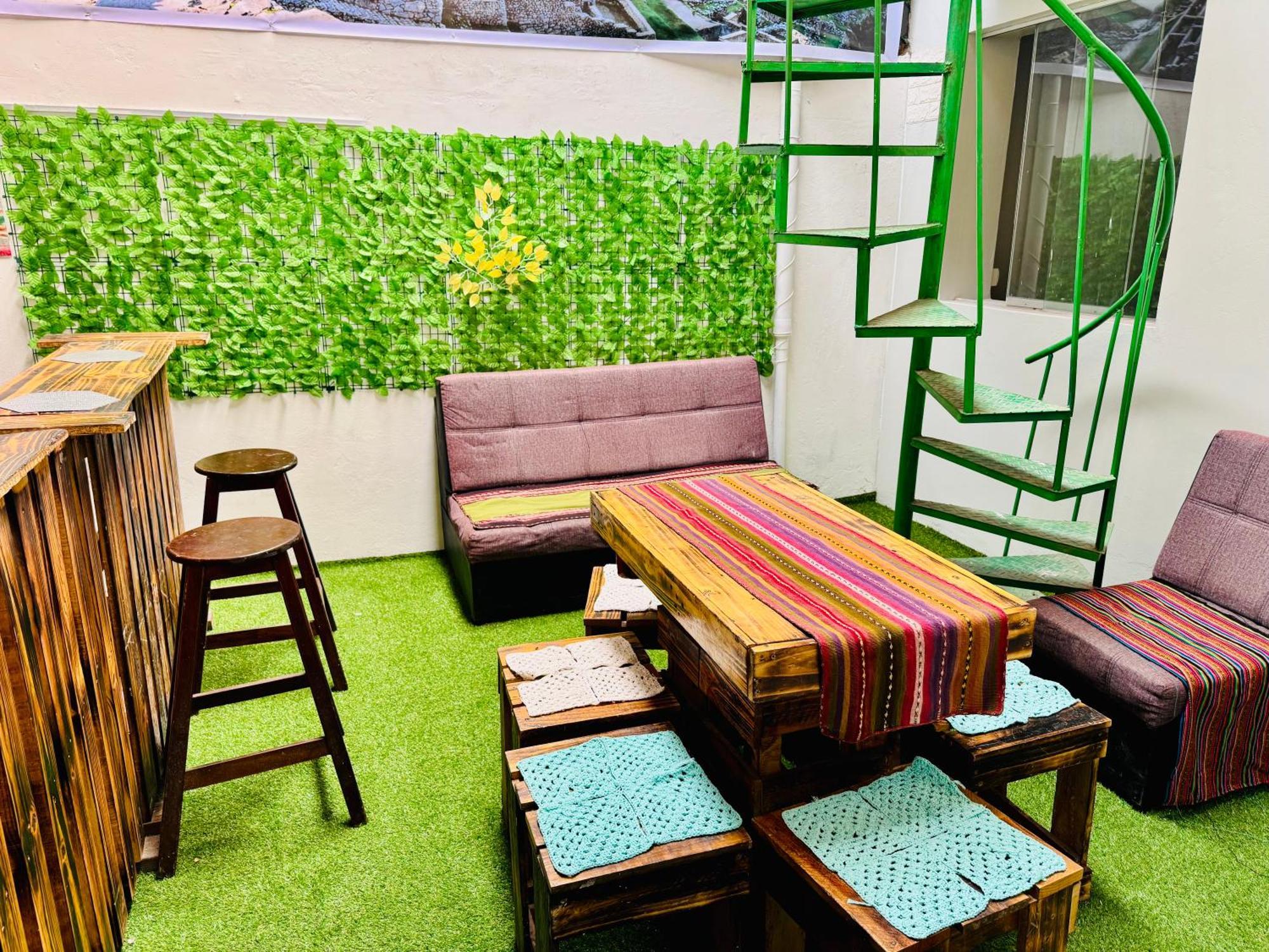 Ukumari Hostel Cusco Eksteriør billede